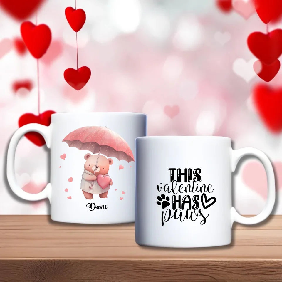 Beer in love beker met beertje onder een paraplu en naam, naast beker met tekst This valentine has paws, FlexMade