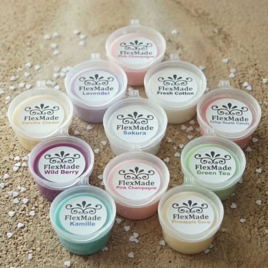 10 Geuren pakket: tien bakjes waxmelts van FlexMade in verschillende geuren, zoals lavendel, sakura, kamille en wild berry