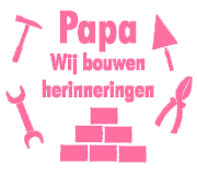 Bouwemmer: kleurvoorbeeld roze van de opdruk Papa, wij bouwen herinneringen, met gereedschap en bakstenen