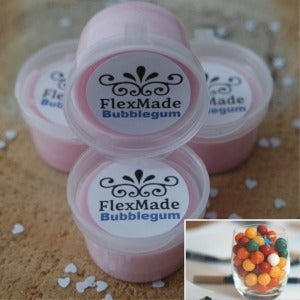 Bubblegum geuren: bakjes waxmelts van FlexMade met het etiket Bubblegum, met een foto van kleurige snoepballetjes