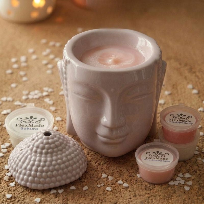 Oudroze keramische waxmeltbrander Boeddha uit Kortenhoef, open, met waxmelts in de schaal en ernaast